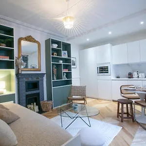  Appartement Lovely Near By Eiffel Tower - V90